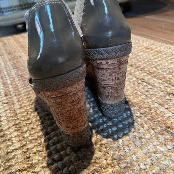 Wedges - Picture 4 of 6